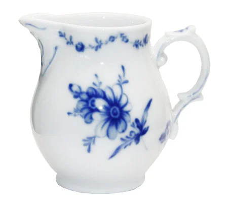 kueche-und-tisch-132881