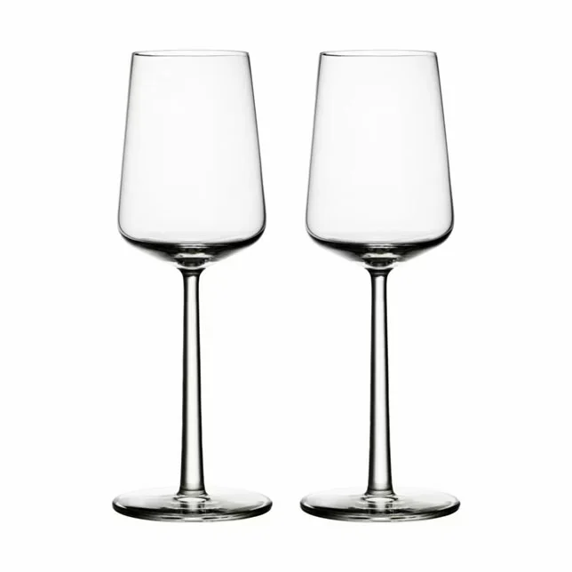 kueche-und-tisch-175634